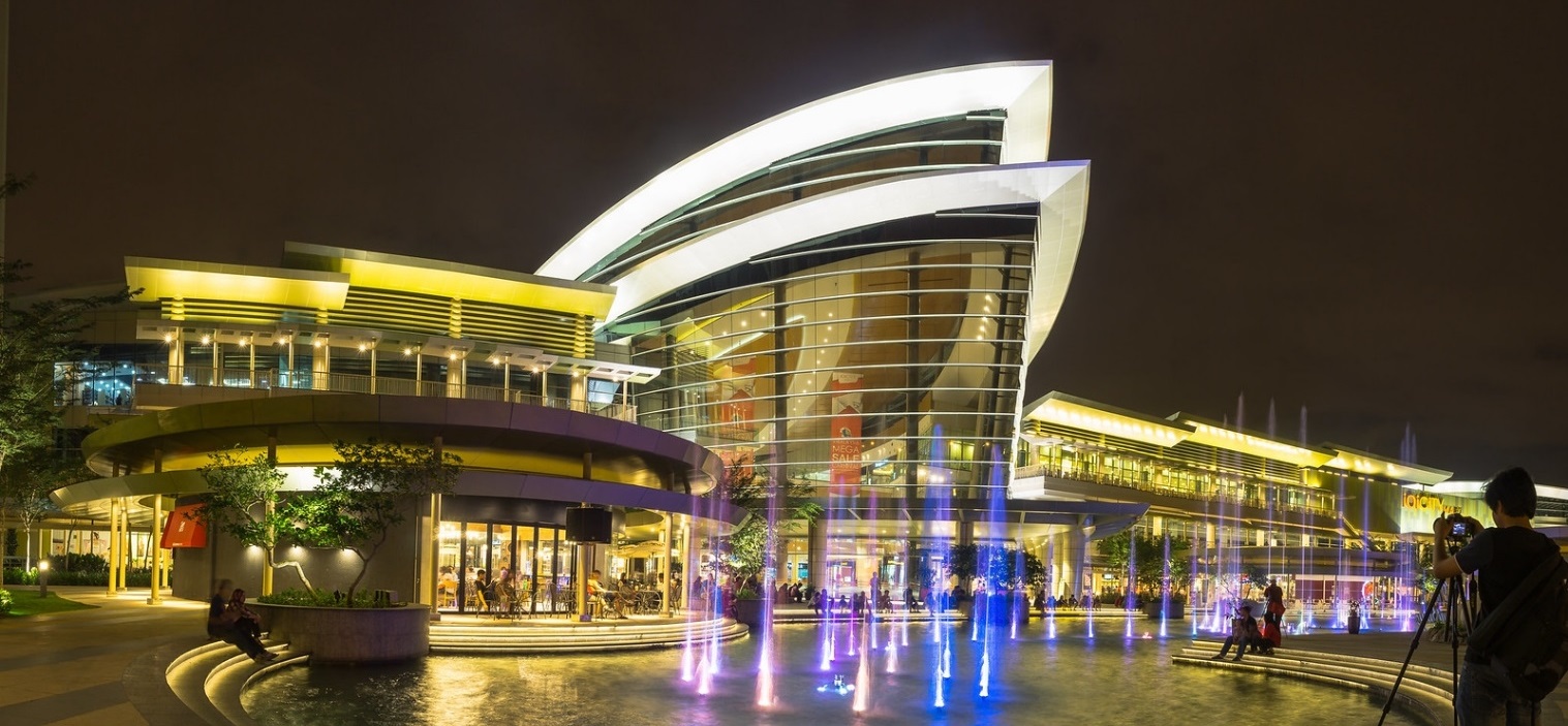 IOI City largest shopping mall Kuala Lumpur.jpg